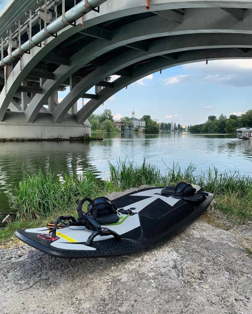 Електросерф SurfVin на Південному Бузі